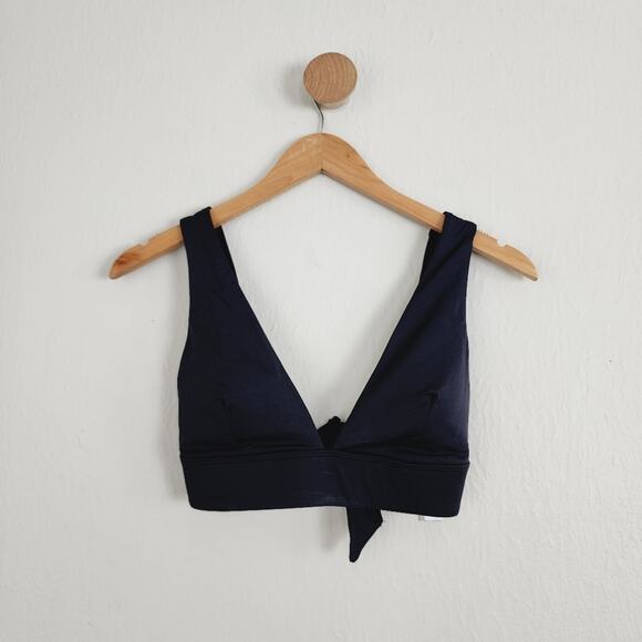 NEW Everlane Black Triangle Bikini Padded V-Neck Swimsuit Top - Picture 1 of 11